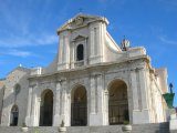 Кальяри. Храм Божьей Матери на площади Бонария (Santuario di Nostra Signora di Bonaria)